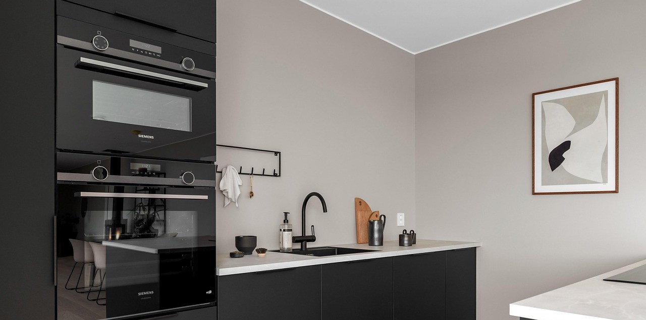 Wardrobe & Storage Banner